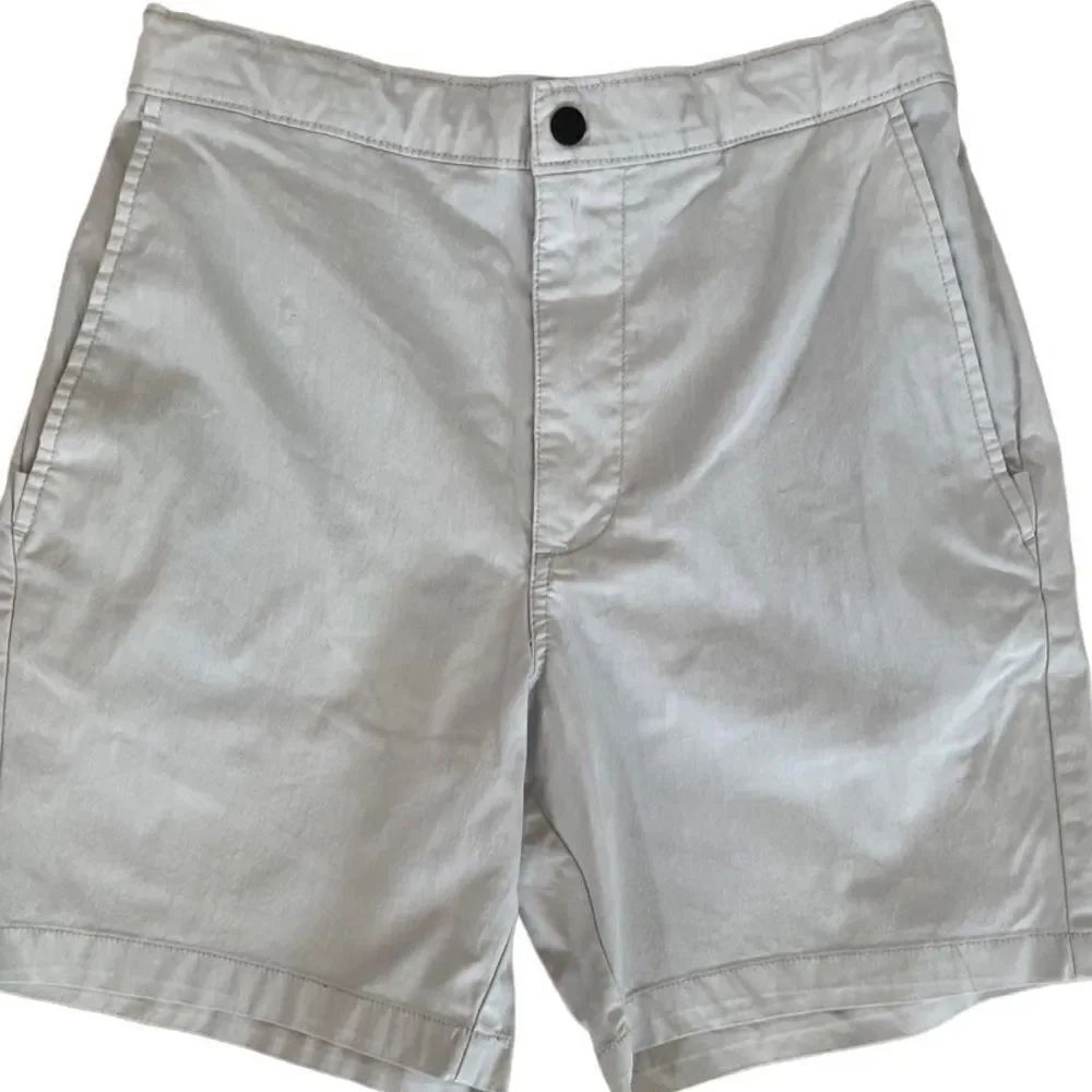 Old Navy light gray shorts with back elastic waistband/ drawstring waist sz S